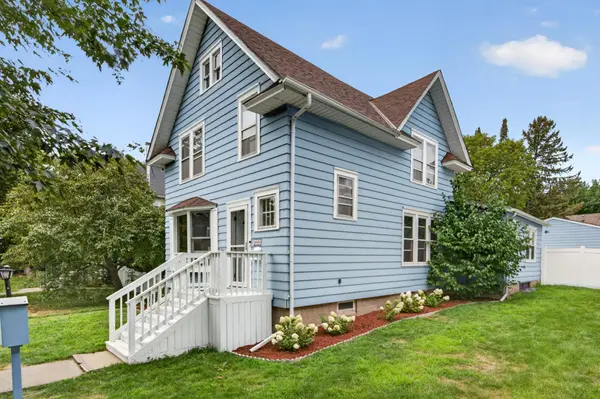 1033 Armstrong AVE, Saint Paul, MN 55102