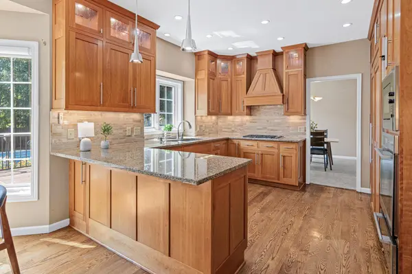 1310 Woodcrest AVE, Shoreview, MN 55126