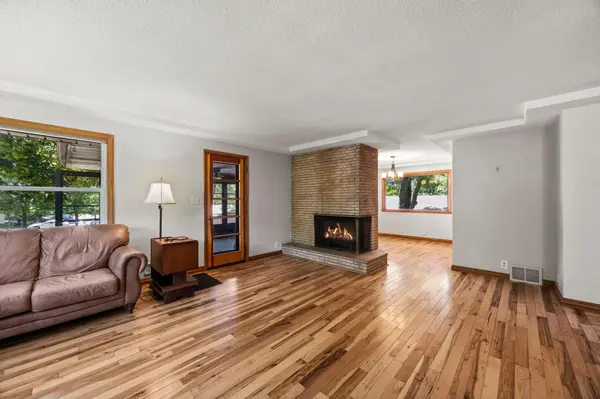 4344 Williston RD, Minnetonka, MN 55345
