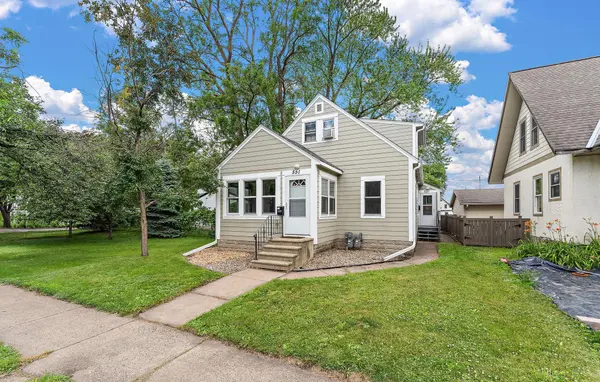551 Pascal ST N, Saint Paul, MN 55104