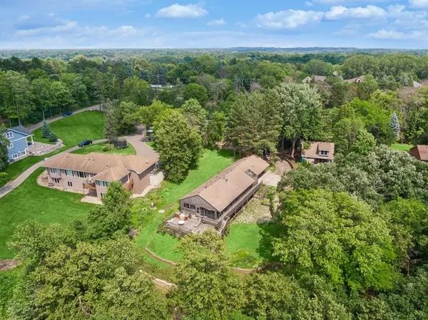 7080 Rolling Acres RD, Excelsior, MN 55331