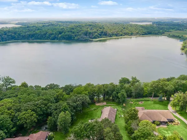 7080 Rolling Acres RD, Excelsior, MN 55331