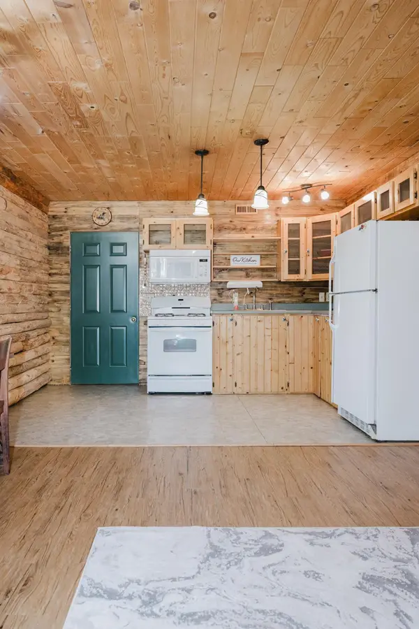 25266 Oak Knoll TRL, Osage, MN 56570