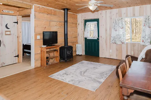25266 Oak Knoll TRL, Osage, MN 56570