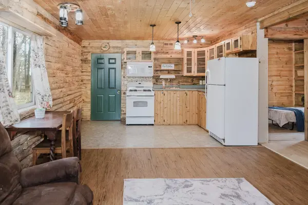 25266 Oak Knoll TRL, Osage, MN 56570