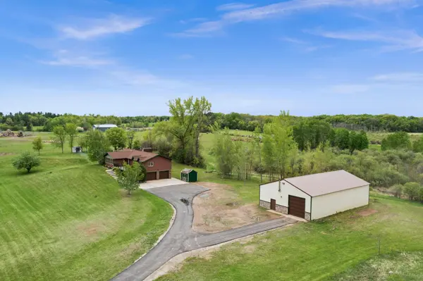 43224 Cedarcrest TRL, Harris, MN 55032