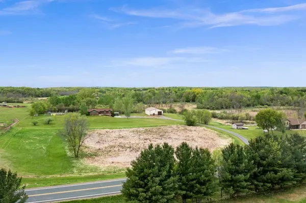 43224 Cedarcrest TRL, Harris, MN 55032