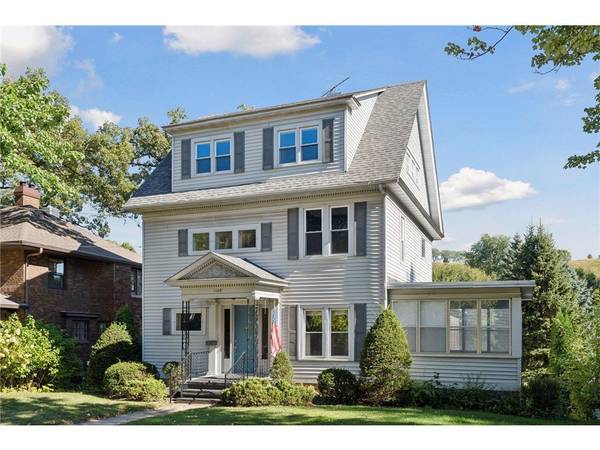 1109 East AVE, Red Wing, MN 55066