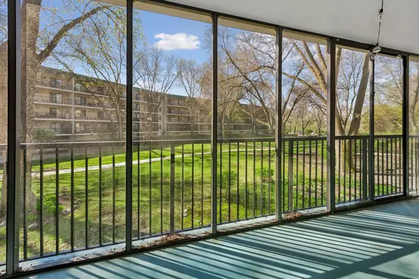 10531 Cedar Lake RD #212, Minnetonka, MN 55305