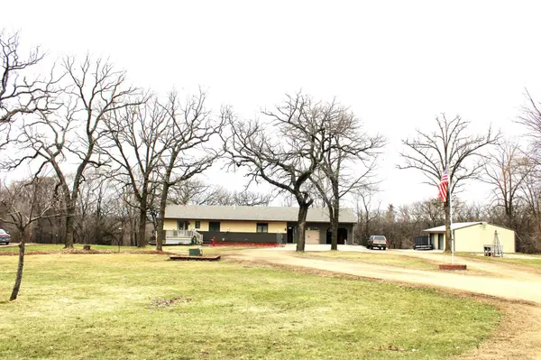 31127 Levi PATH, Lake City, MN 55041