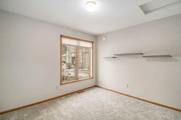 13142 Rose ST NW, Coon Rapids, MN 55448
