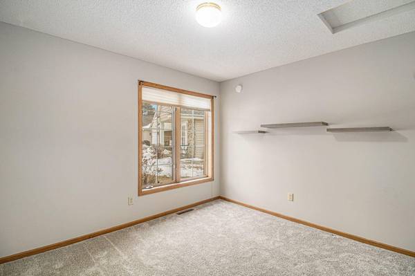 13142 Rose ST NW, Coon Rapids, MN 55448