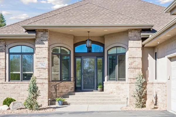 17902 Bearpath TRL, Eden Prairie, MN 55347
