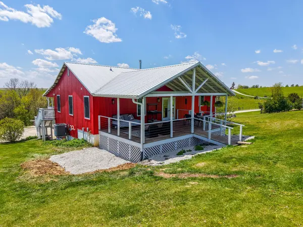 40698 Chestnut RD, Lanesboro, MN 55949