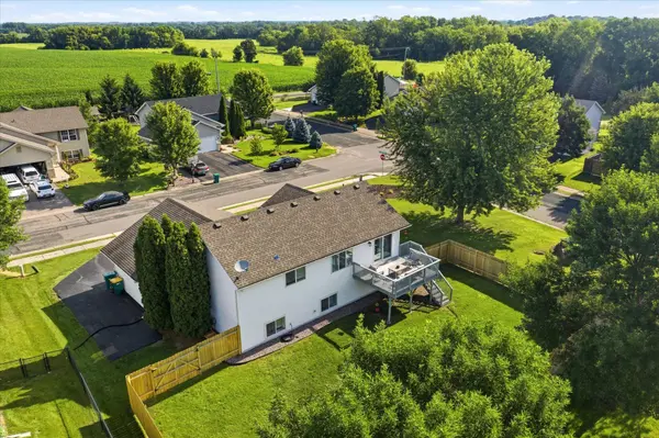 226 Quail DR, Montrose, MN 55363