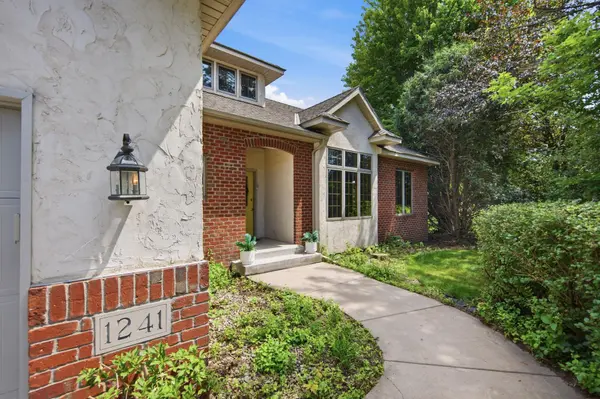 1241 Oryan TRL N, Stillwater, MN 55082