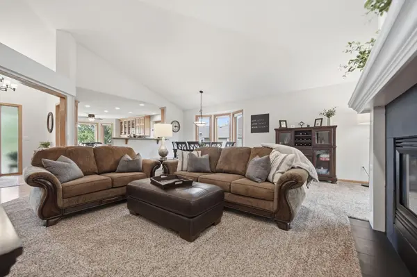 2579 Parkview CT, White Bear Lake, MN 55110
