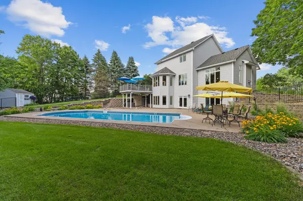 981 Barton AVE NW, Buffalo, MN 55313