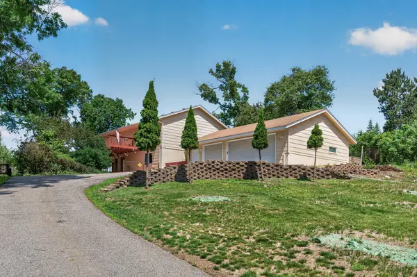 11462 42nd ST SE, Clear Lake, MN 55319