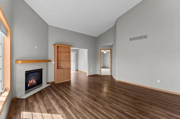 5208 Deerfield LN SE, Prior Lake, MN 55372
