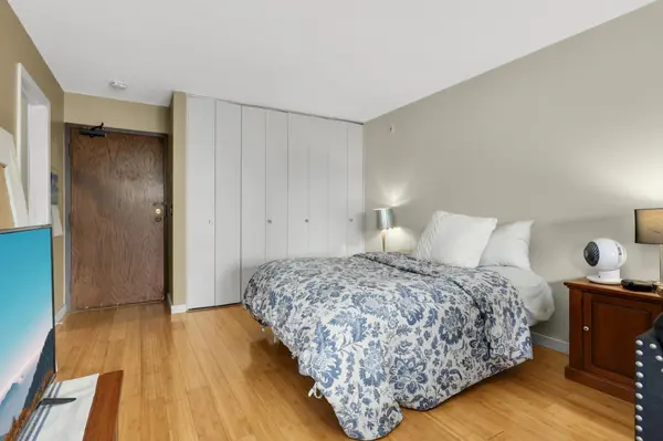 4101 Parklawn AVE #103, Edina, MN 55435