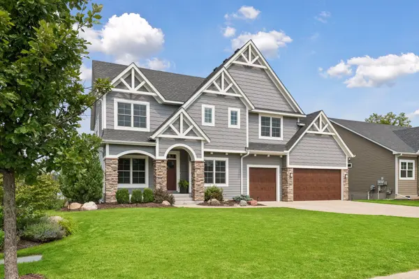 2444 Woods DR, Victoria, MN 55386