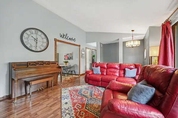 4932 Hanover RD, Mound, MN 55364