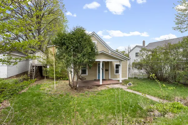 209 8th ST E, Hastings, MN 55033