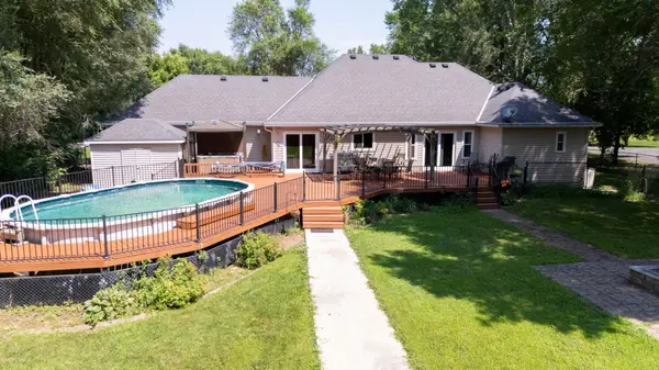 6370 232nd ST W, Faribault, MN 55021
