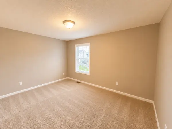 4364 Corn Silk LN, Woodbury, MN 55129