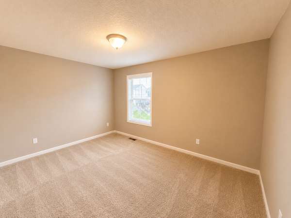 4364 Corn Silk LN, Woodbury, MN 55129