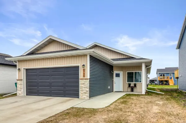 6745 67th AVE S, Horace, ND 58047