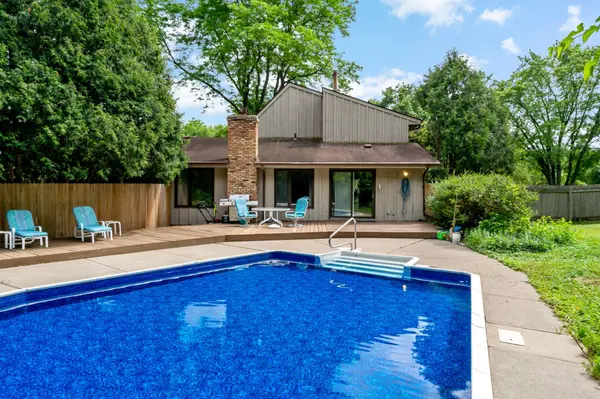 15024 Highland TRL, Minnetonka, MN 55345