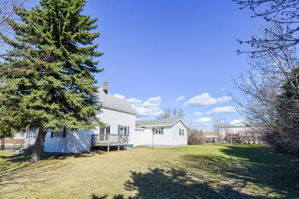 203 E Fletcher AVE, Warren, MN 56762