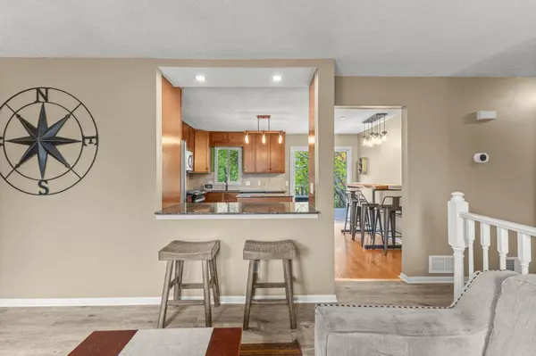 7501 82nd AVE N, Brooklyn Park, MN 55445