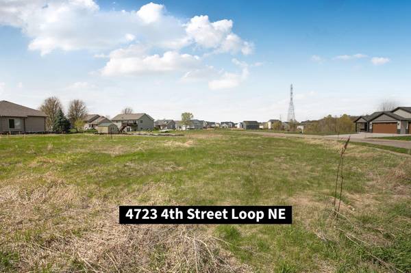 4723 4th Street LOOP NE, Saint Cloud, MN 56304