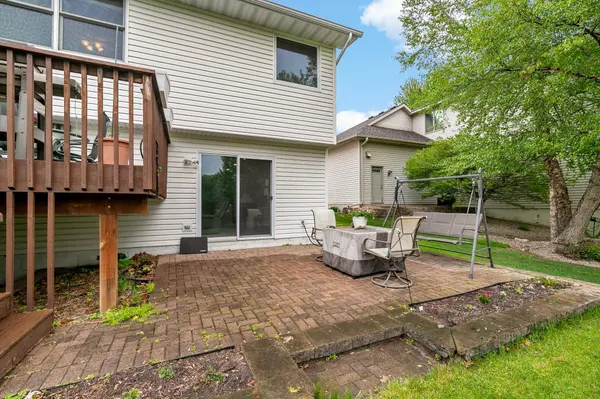2801 87th TRL N, Brooklyn Park, MN 55443