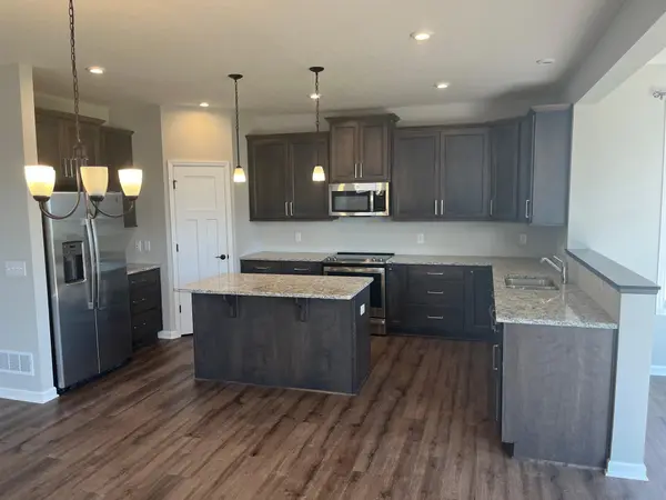 3790 Thrush ST, Shakopee, MN 55379