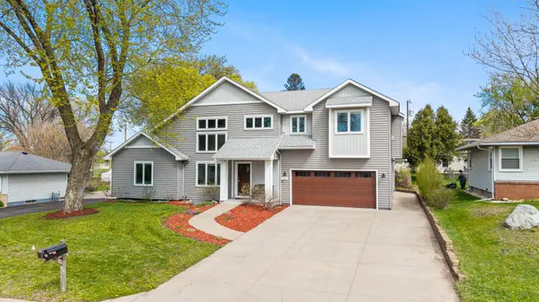 319 Bellwood AVE, Maplewood, MN 55117