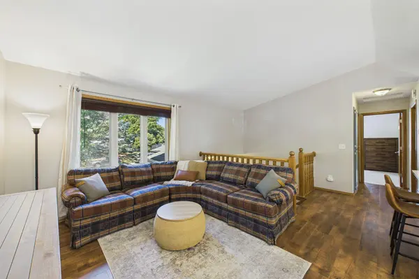 1401 Driving Park RD, Stillwater, MN 55082