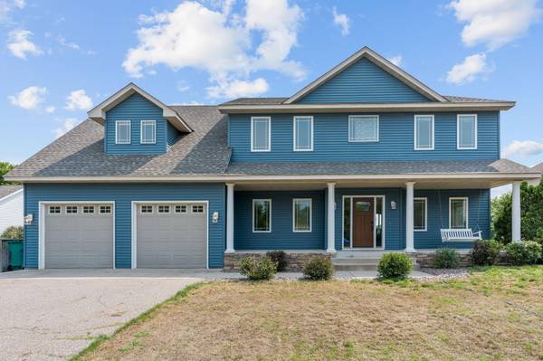 8095 Hunter Lake DR, Clear Lake, MN 55319