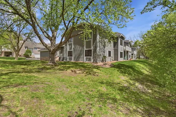 5664 Sanibel DR #C, Minnetonka, MN 55343