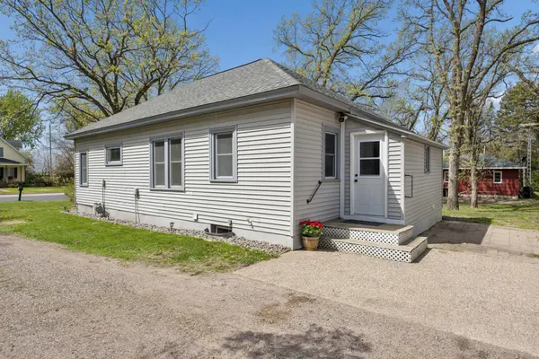 621 Hazel AVE E, Kimball, MN 55353