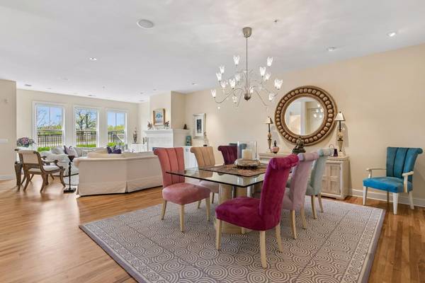 101 Main ST NE #8, Minneapolis, MN 55413