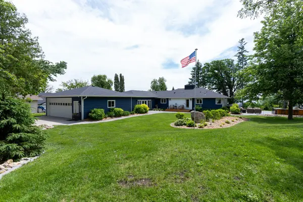 51313 Knoll RD, Pelican Rapids, MN 56572
