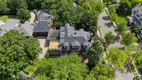 1721 Mount Curve AVE, Minneapolis, MN 55403