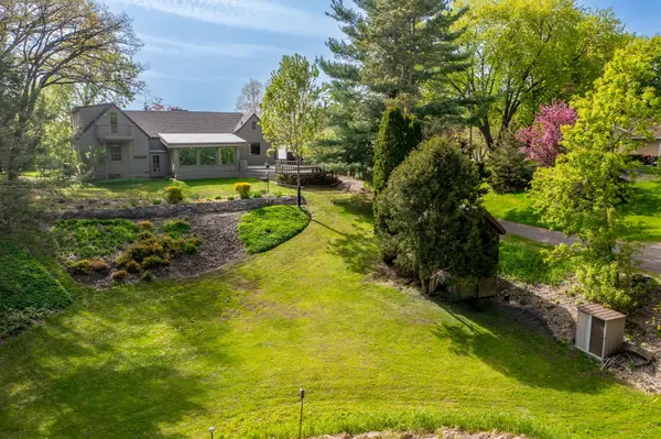 2500 Keller Pkwy, Maplewood, MN 55109