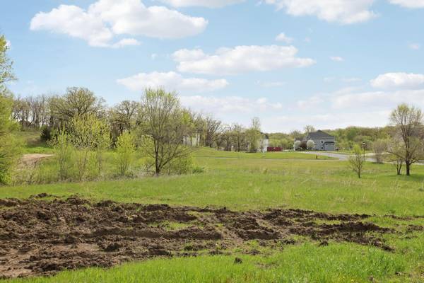 2745 General Sieben DR, Hastings, MN 55033