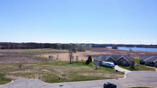 1738 Tiger Ridge CT, Albert Lea, MN 56007