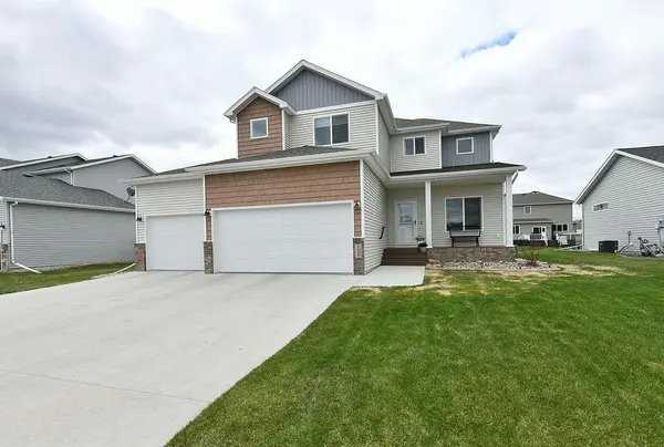 6620 57th AVE S, Fargo, ND 58104